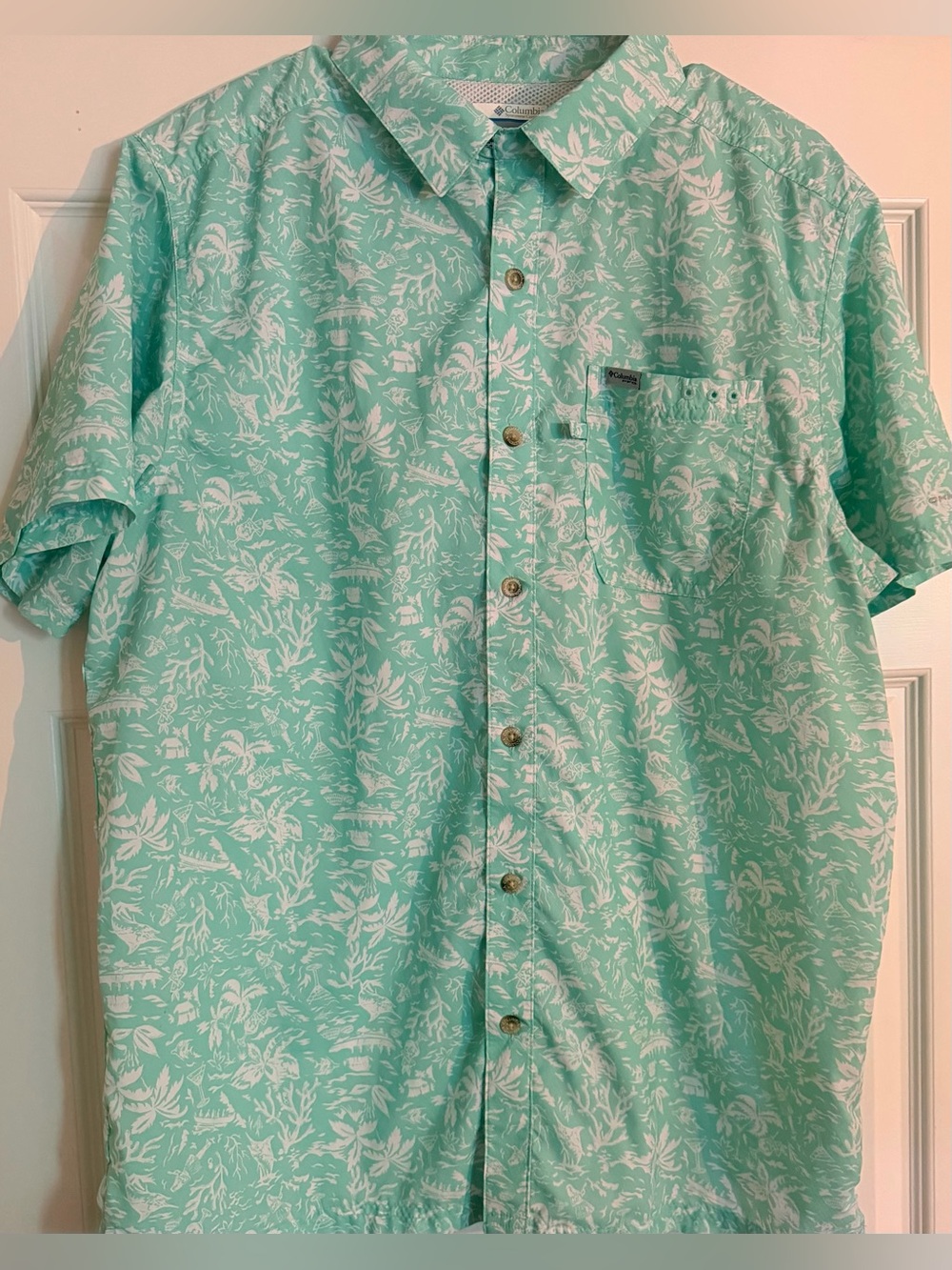 Columbia PFG Multicolor Tropical Themed Mens M Short Sleeve Button Up Shirt